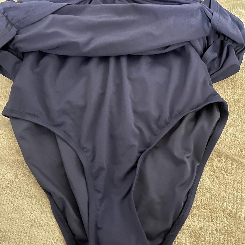 Anne Cole Signature Navy Swimsuit - Picture 7 of 9